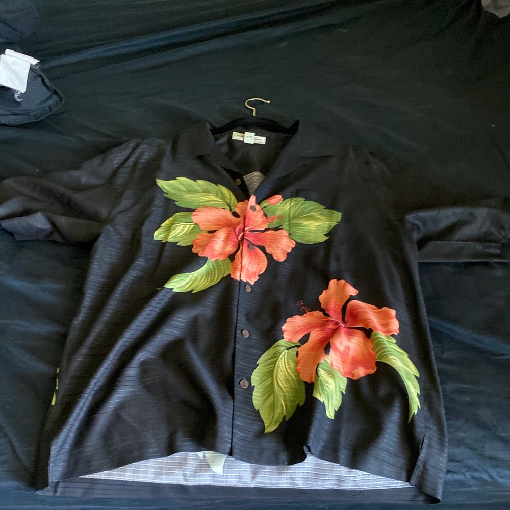 Vintage Tommy Bahama Button Down Shirt